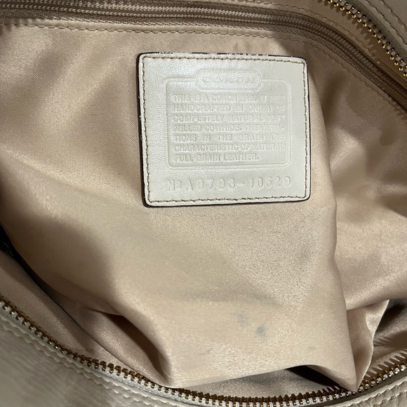 Authentic COACH Hampton Off White Leather Carryall Satchel 10529 GUC! - Picture 11 of 12